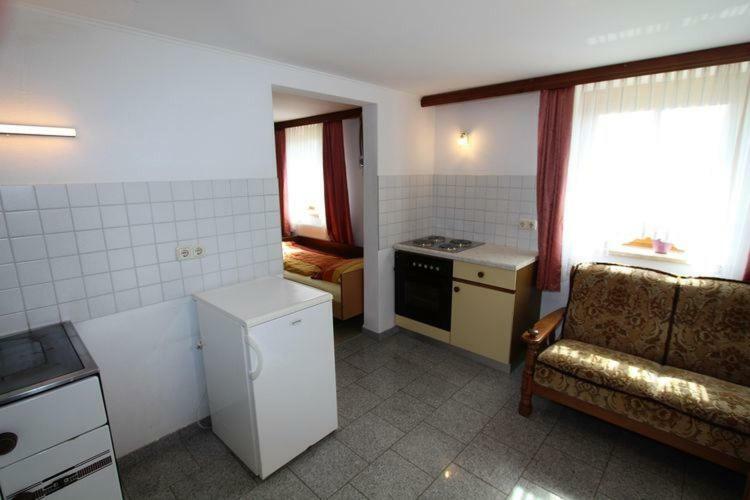 Fewo Ploesch Vlg. Maierhofer Apartment Lavamund Bagian luar foto