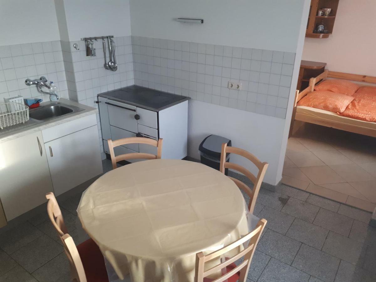 Fewo Ploesch Vlg. Maierhofer Apartment Lavamund Bagian luar foto